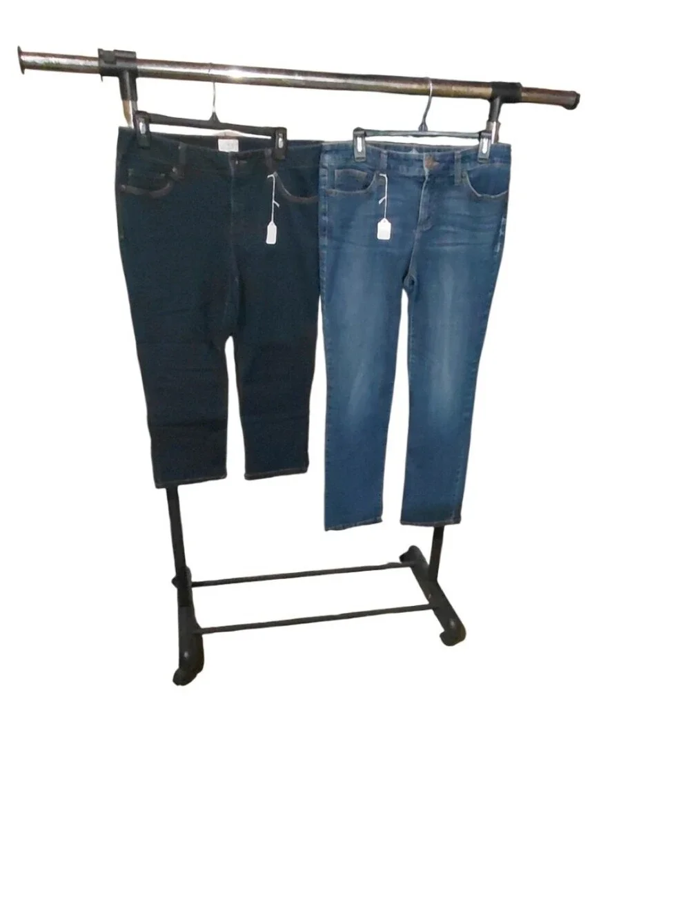 Women's St John's Bay Duo  Denum Jeans Size 10. Details Shown Below